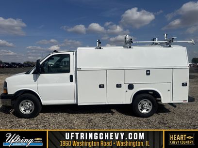 New 2025 Chevrolet Express 3500 w/ Power Convenience Package