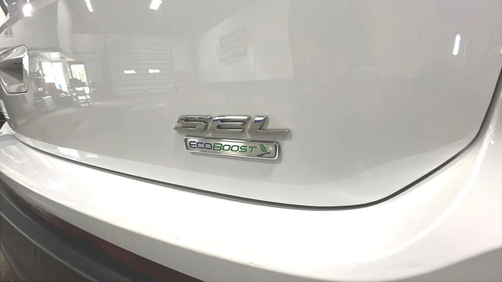 Used 2017 Ford Edge SEL FWD image 13