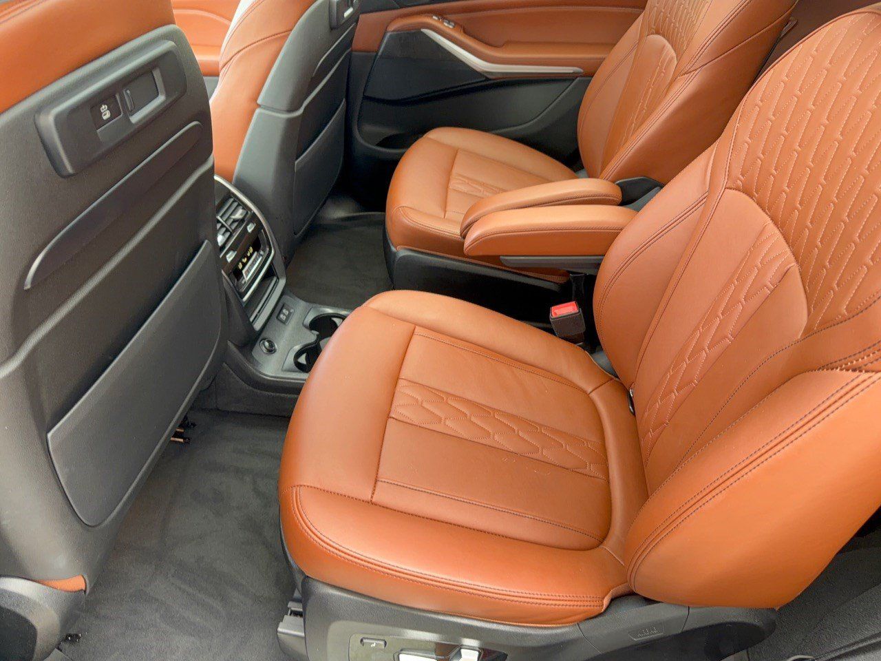 Used 2022 BMW X7 xDrive40i w/ Premium Package AWD/4WD image 25