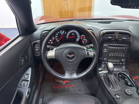 Used 2008 Chevrolet Corvette Coupe w/ Preferred Equipment Group RWD image 13