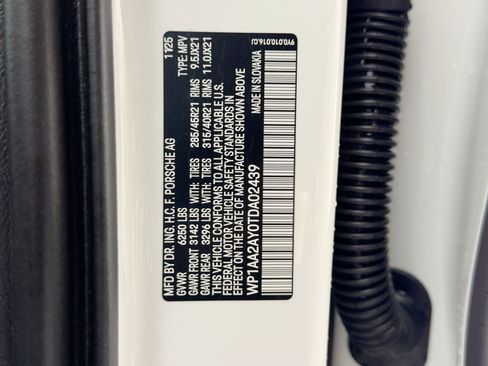 Certified 2026 Porsche Cayenne AWD/4WD image 21