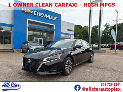 Used 2024 Nissan Altima 2.5 SV