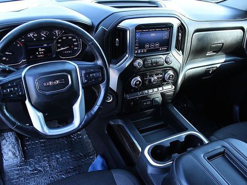 Used 2020 GMC Sierra 1500 Elevation RWD image 11