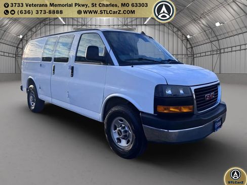 Used 2021 GMC Savana 2500 Regular Van 3D w/ Driver Convenience Package image 1