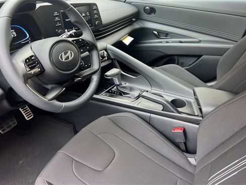 New 2026 Hyundai Elantra Sport image 10