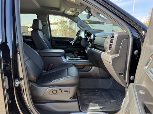 Used 2024 GMC Sierra 1500 SLT image 27