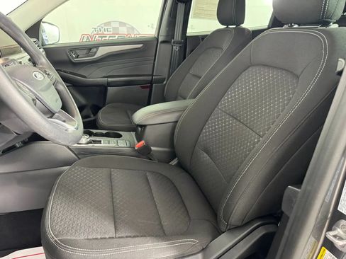 Used 2025 Ford Escape Active FWD image 31