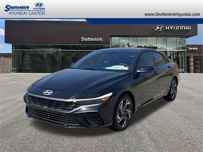 Used 2025 Hyundai Elantra SEL