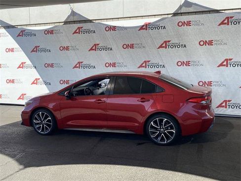 Certified 2021 Toyota Corolla SE w/ SE Premium Package FWD image 5
