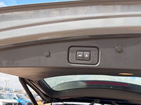 Certified 2024 Nissan Pathfinder Platinum image 10