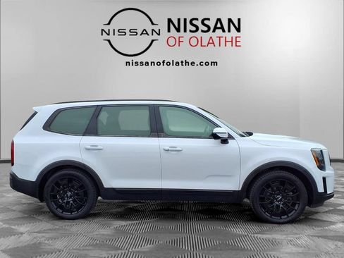 Used 2022 Kia Telluride SX w/ SX Prestige Package AWD/4WD image 30