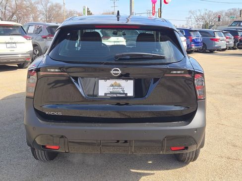 New 2026 Nissan Kicks S image 12