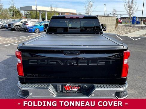 Used 2020 Chevrolet Silverado 2500 LTZ w/ LTZ Premium Package AWD/4WD image 37