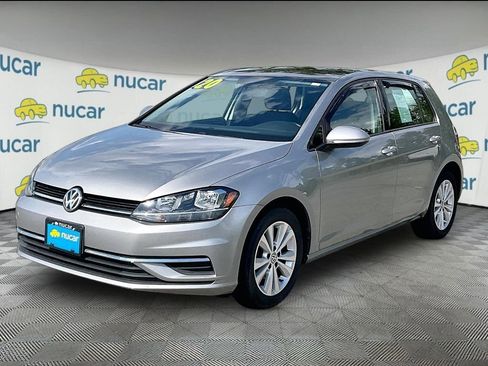 Used 2020 Volkswagen Golf 4-Door FWD image 3