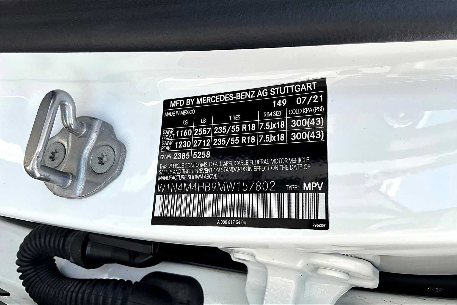 Used 2021 Mercedes-Benz GLB 250 4MATIC image 37