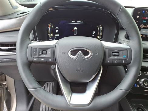 Used 2026 INFINITI QX60 Luxe w/ Cargo Package FWD image 9