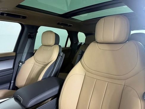 New 2026 Land Rover Range Rover Sport Dynamic SE AWD/4WD image 6