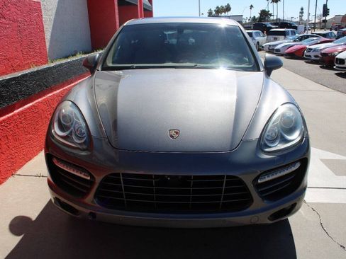 Used 2011 Porsche Cayenne Turbo AWD/4WD image 3