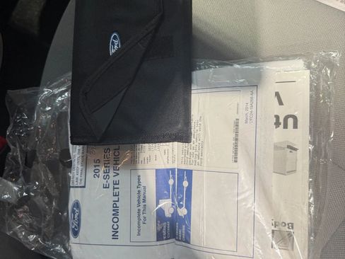 Used 2015 Ford E-350 and Econoline 350 Super Duty image 23