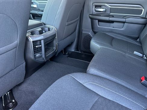 New 2026 RAM 2500 Big Horn AWD/4WD image 11