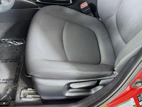 Used 2021 Toyota Corolla LE FWD image 18