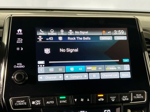 Used 2024 Honda Odyssey Touring image 27