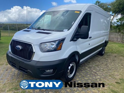 Used 2024 Ford Transit 150 148 Medium Roof RWD image 3