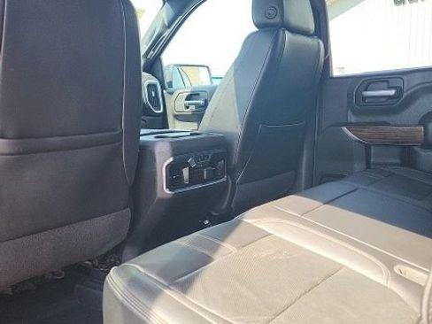 Used 2021 Chevrolet Silverado 1500 High Country AWD/4WD image 10