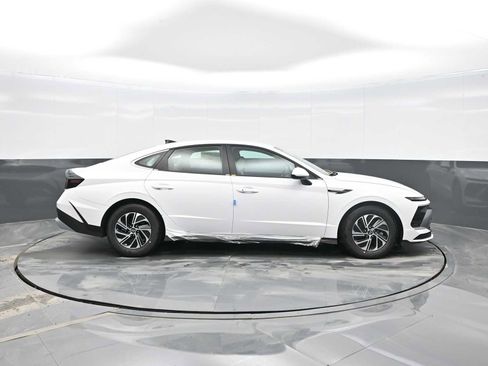 New 2026 Hyundai Sonata Blue image 9