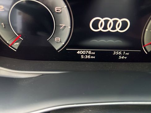 Used 2022 Audi Q8 Premium Plus w/ Premium Plus Package image 11