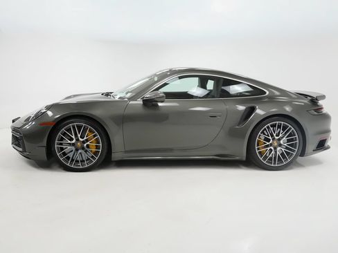 Used 2022 Porsche 911 Turbo S AWD/4WD image 2