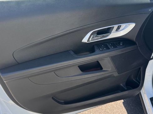 Used 2014 Chevrolet Equinox LS image 13