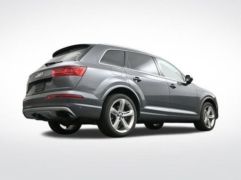 Used 2019 Audi Q7 3.0T Prestige image 31