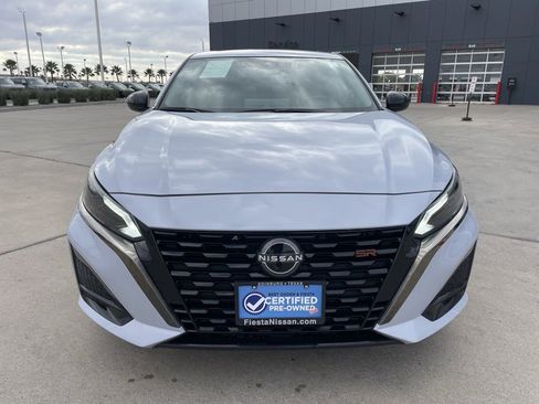 Certified 2024 Nissan Altima 2.5 SR w/ SR Premium Package image 6