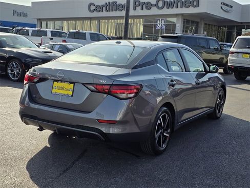 Used 2024 Nissan Sentra SV image 4