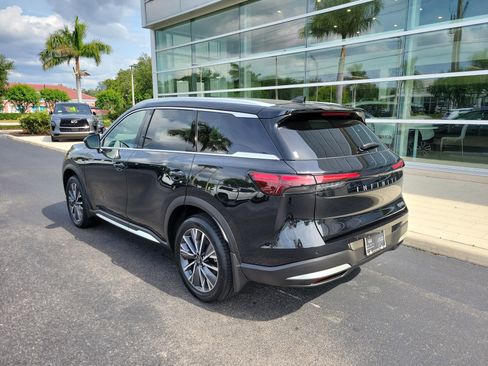 Certified 2026 INFINITI QX60 Luxe w/ Cargo Package FWD image 6