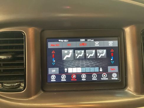 Used 2022 Dodge Charger SXT w/ Blacktop Package RWD image 18