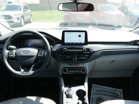 Used 2024 Ford Escape Active AWD/4WD image 5