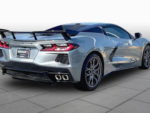 Used 2023 Chevrolet Corvette Stingray Preferred Conv w/ Z51 Performance Package RWD image 12