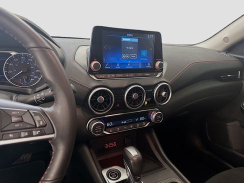Used 2023 Nissan Sentra SR w/ Electronics Package FWD image 25