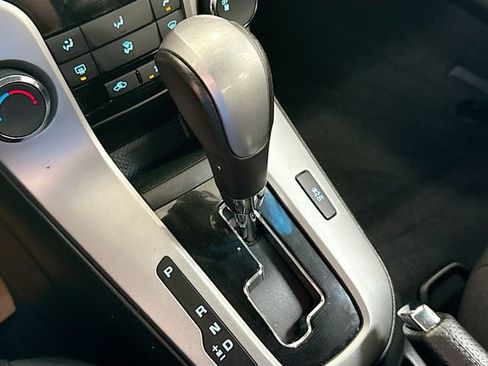 Used 2012 Chevrolet Cruze LT w/ All-Star Edition FWD image 12