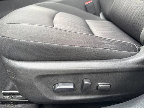 Used 2023 Nissan Altima 2.5 SV w/ SV Premium Package FWD image 10
