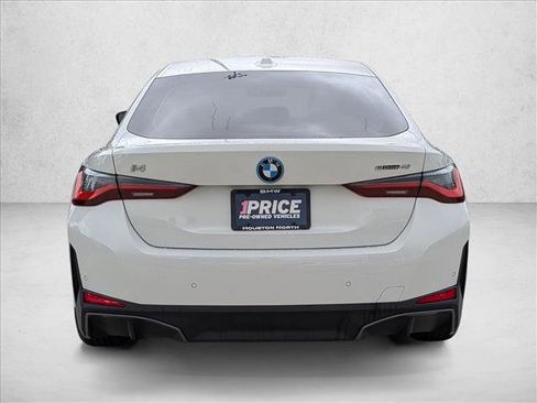 Used 2025 BMW i4 eDrive40 RWD image 7