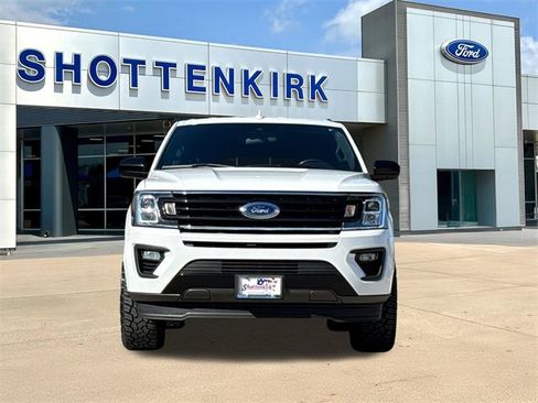Used 2021 Ford Expedition XL image 2