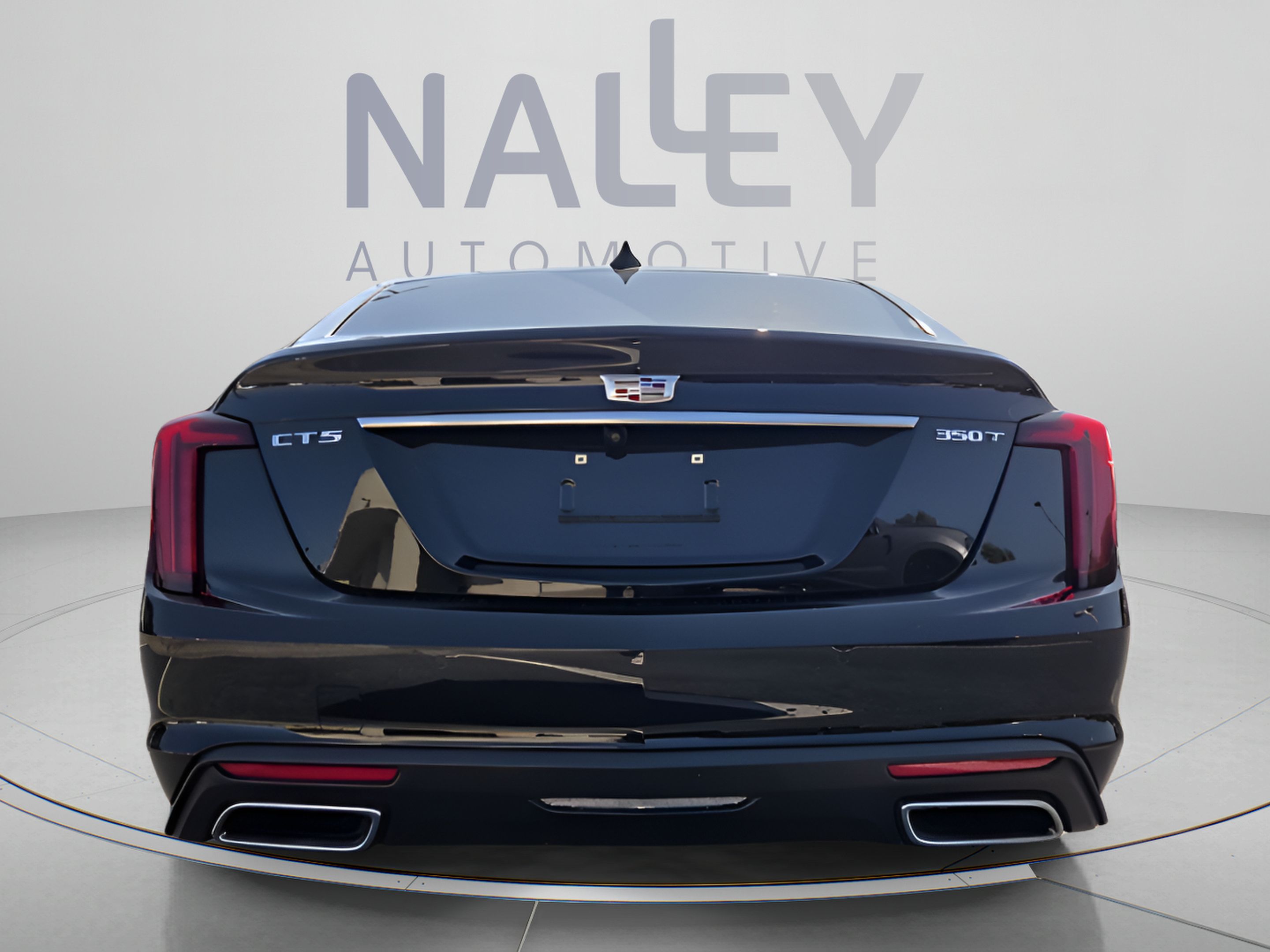 Used 2024 Cadillac CT5 Luxury RWD image 4