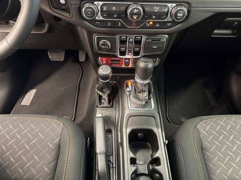 New 2026 Jeep Gladiator Mojave AWD/4WD image 22