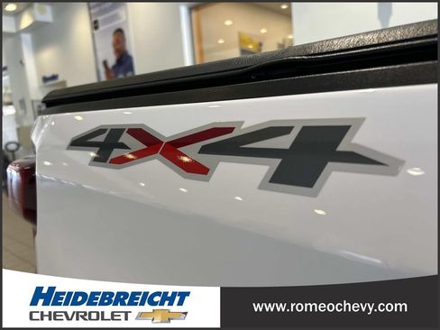 Certified 2020 Chevrolet Silverado 1500 RST w/ All-Star Edition AWD/4WD image 39