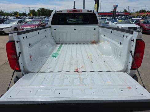 Used 2020 Chevrolet Colorado LT w/ Safety Package image 24