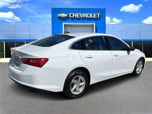 Certified 2017 Chevrolet Malibu LS image 3