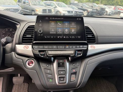 Certified 2025 Honda Odyssey EX-L image 9